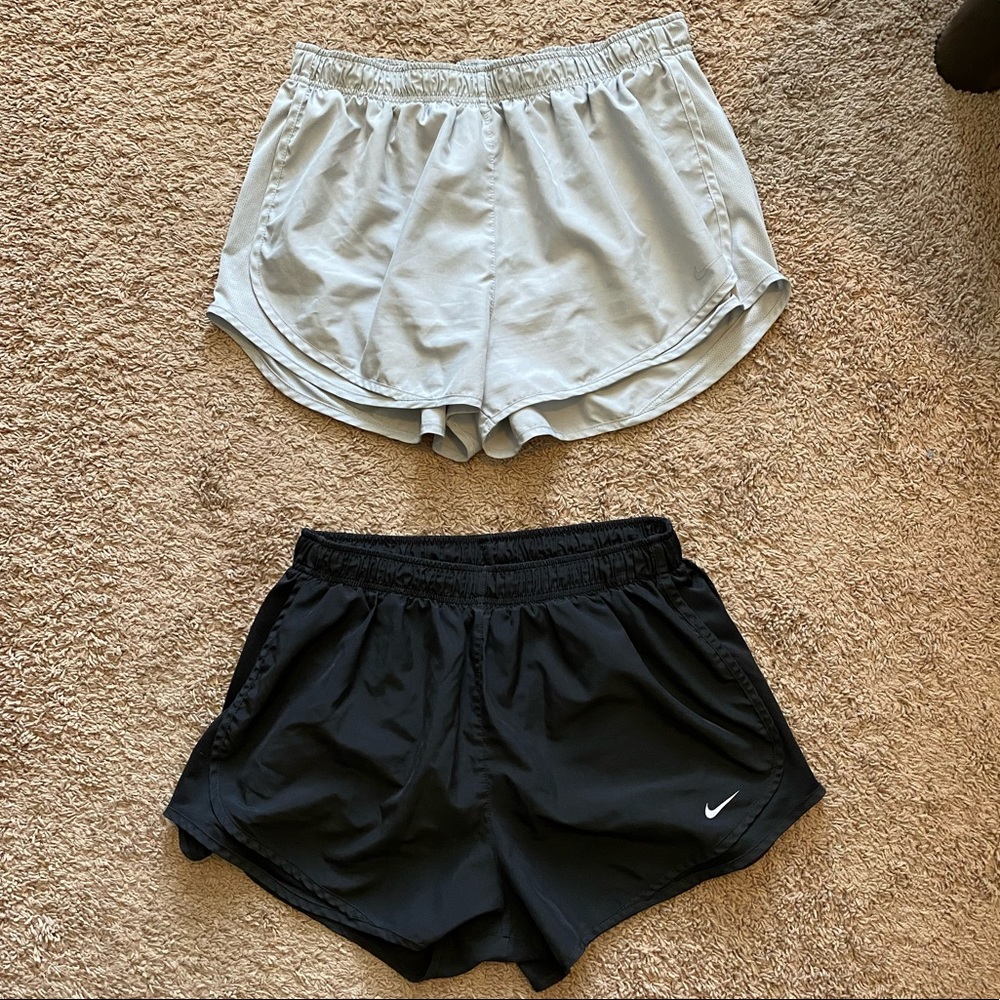 2 pairs of Nike Shorts